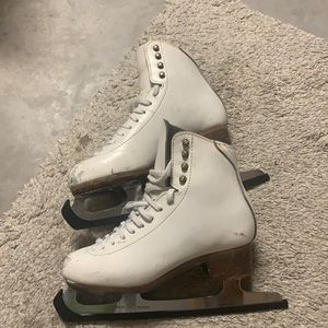 Used Jackson ice skates, size 3 1/2